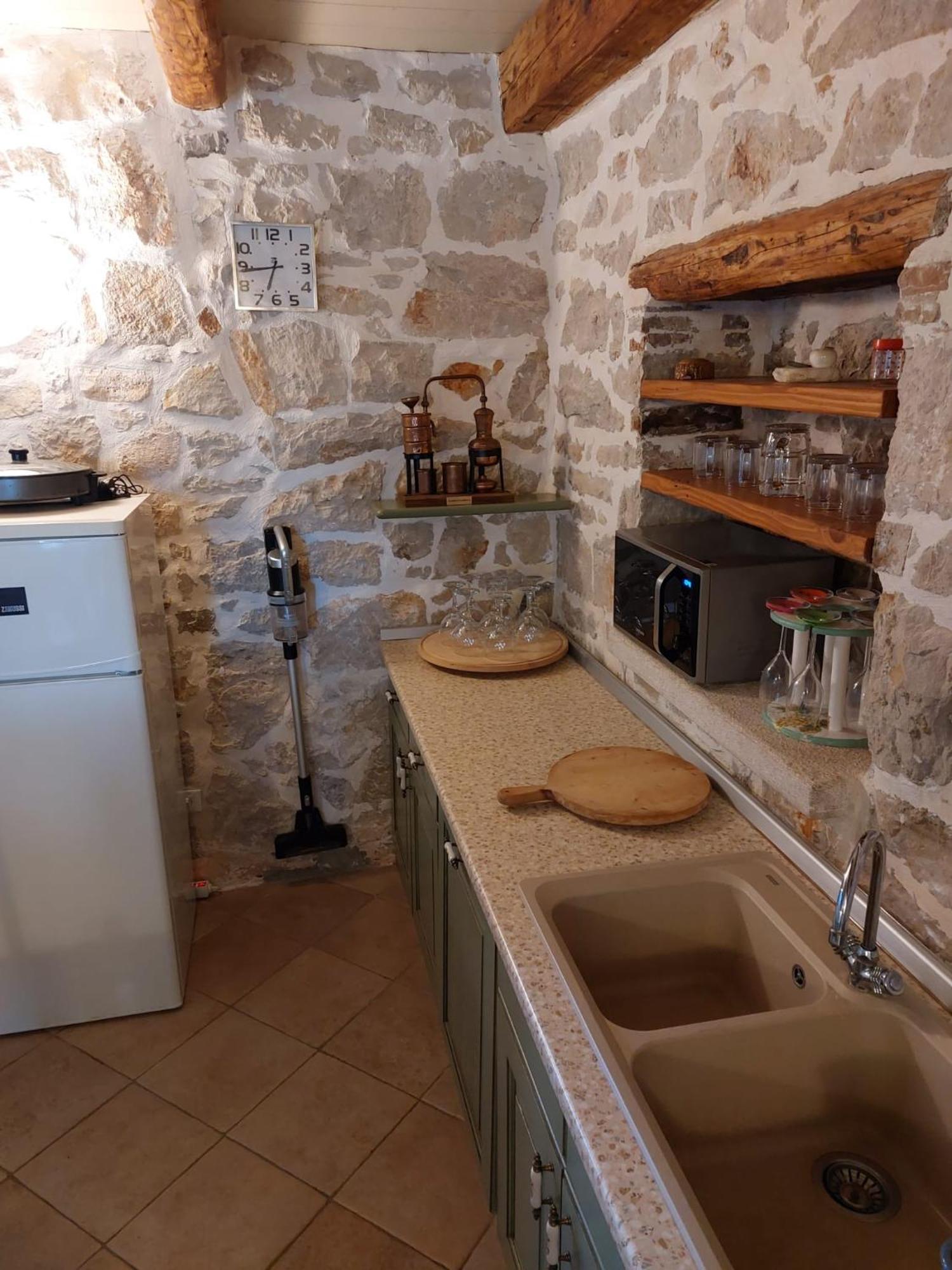 Villa Antonci-18, Pool, 3 Houses, Jacuzzi, Private Territory Antonci  Exterior foto